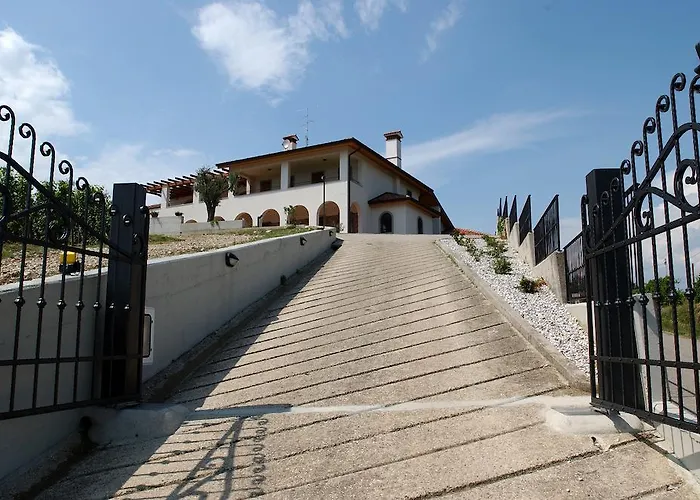 Agriturismo Casa Shangri-la San Giovanni al Natisone